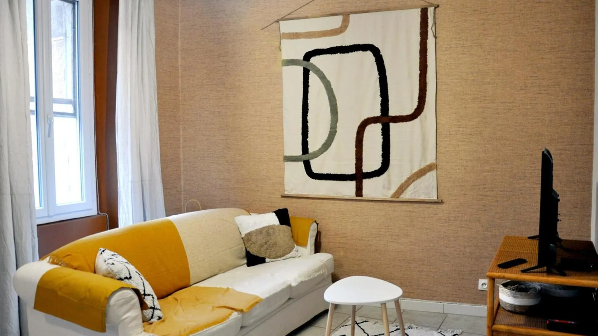 Beautiful Apt Near Notre-Dame-Du-Mont Marseille 0*,  France